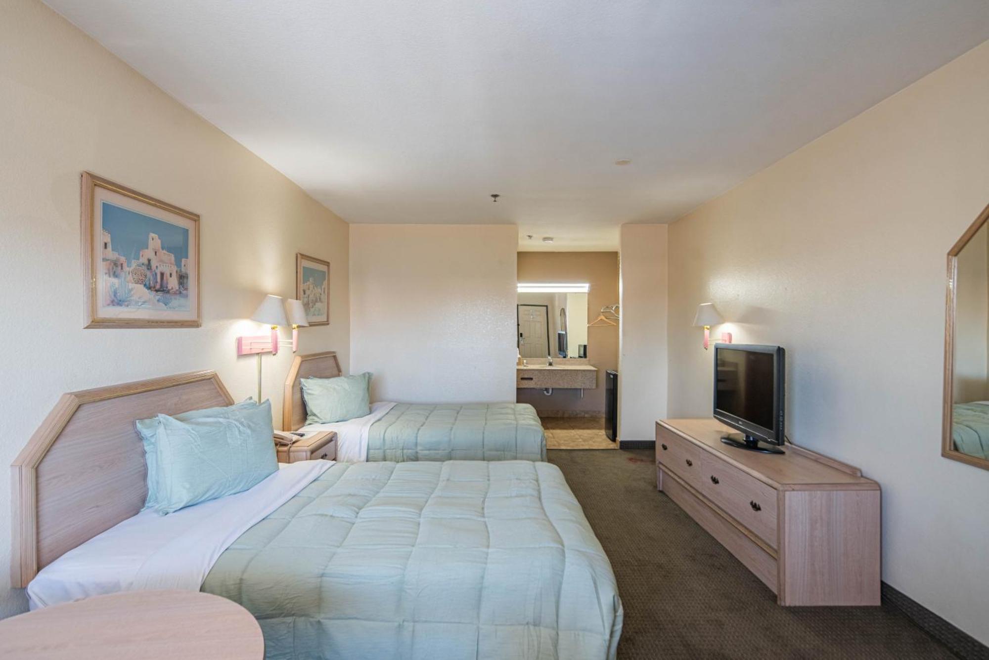 Hotel Rising 2*