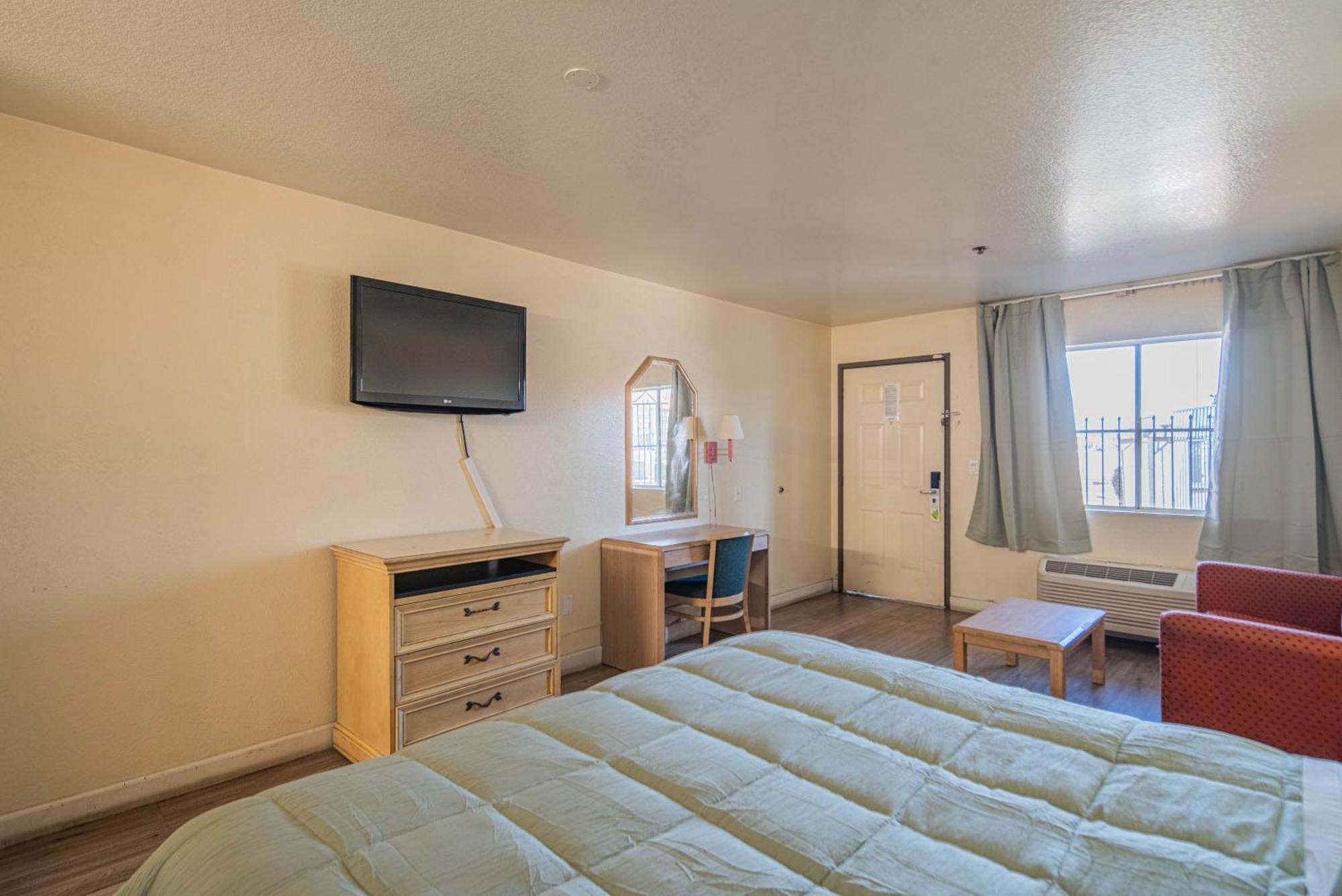 Hotel Rising Phoenix